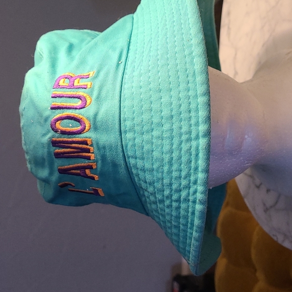 Bucket hat - Picture 2 of 2